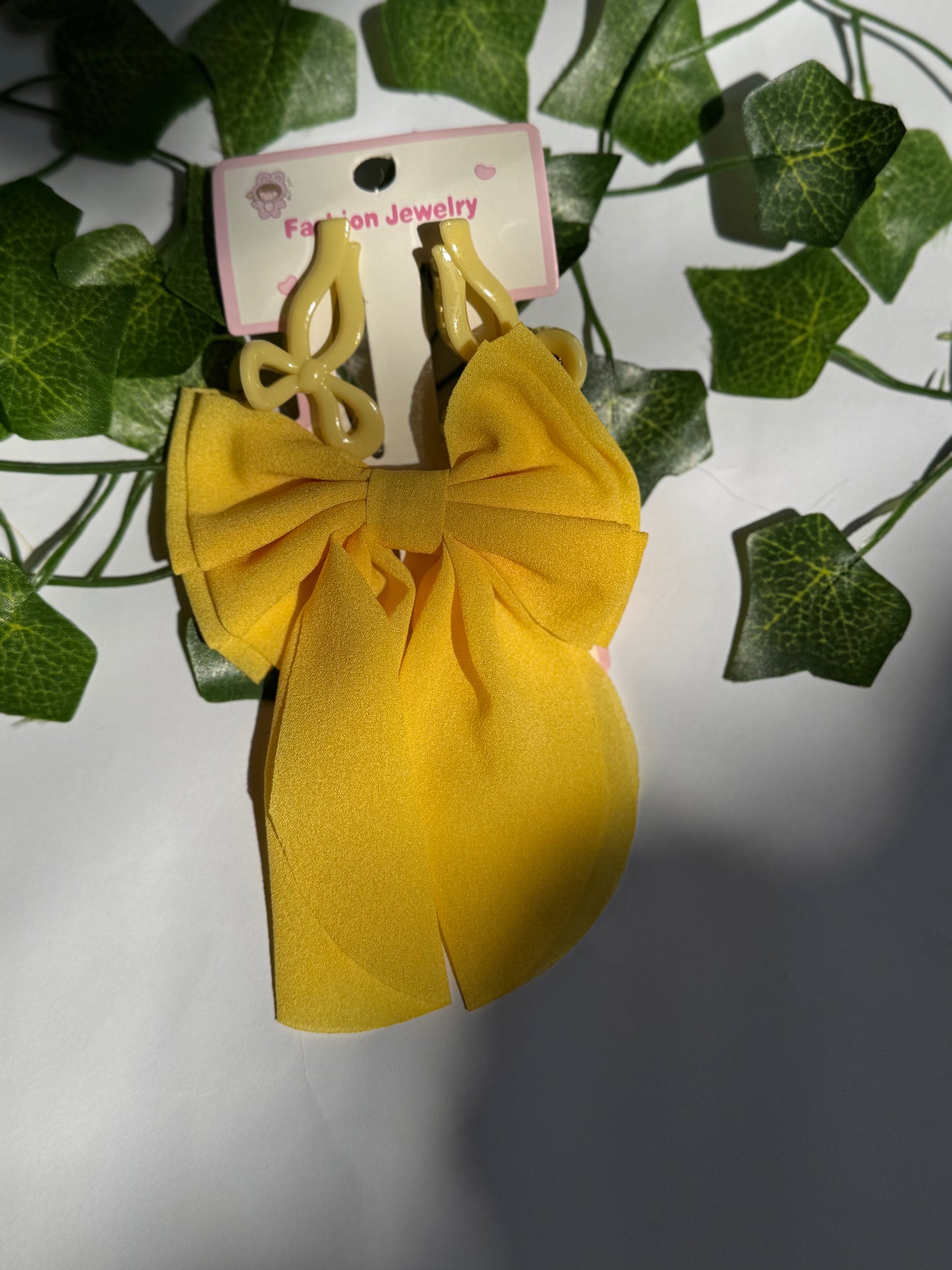 Pair of 2 Hair Accessories