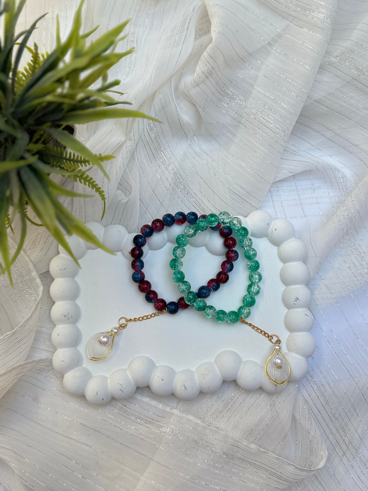 Besties Pair hand charm