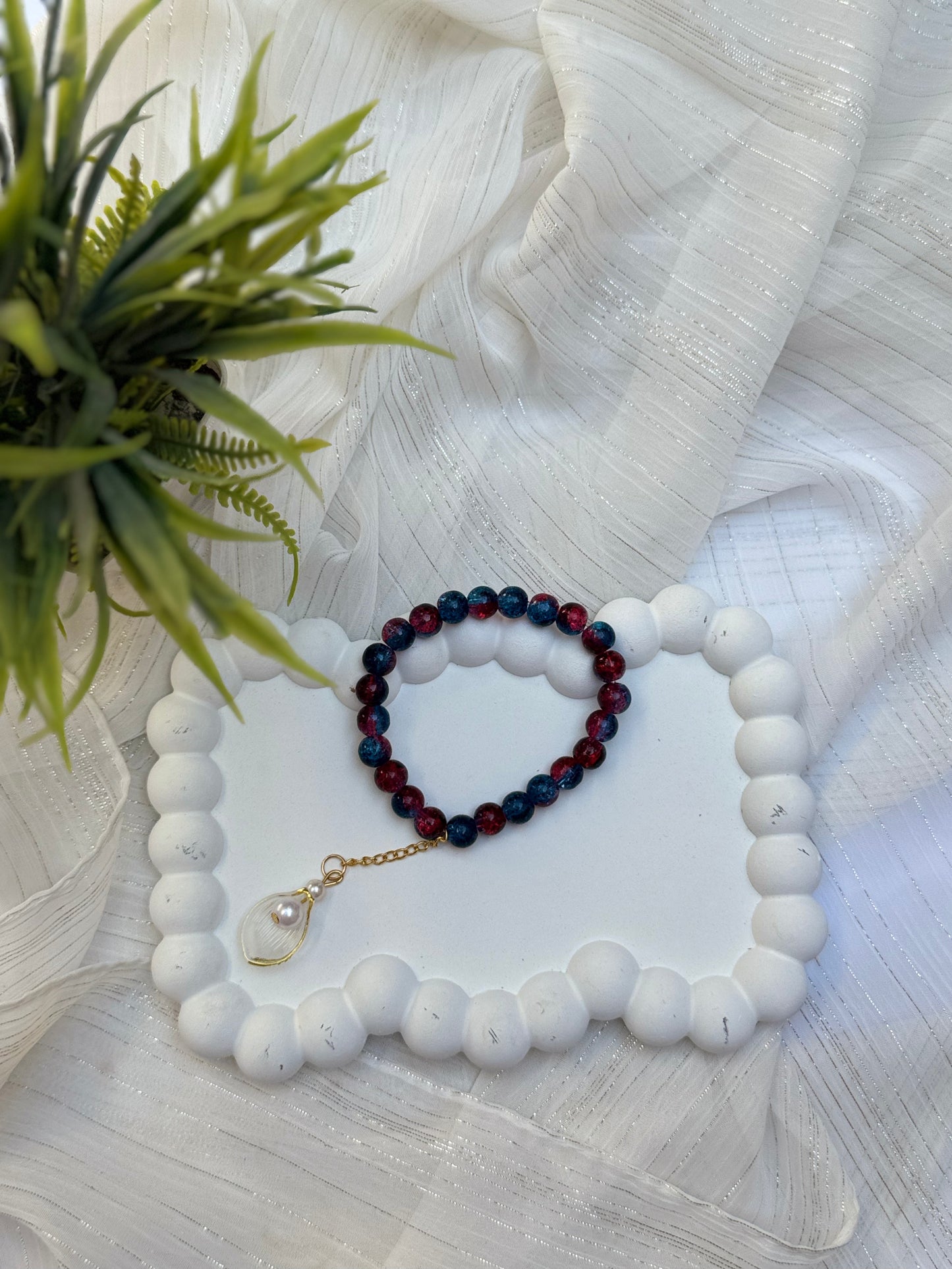 Besties Pair hand charm