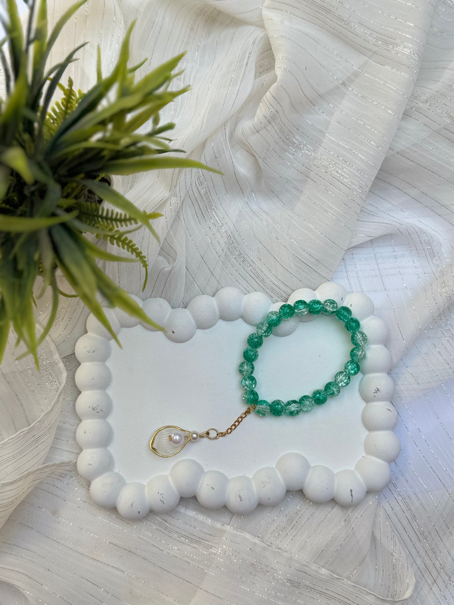 Besties Pair hand charm