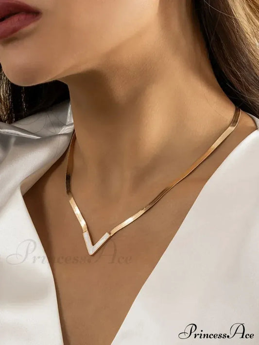 Victoria Charming necklace